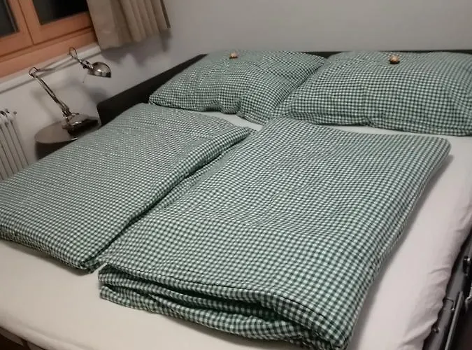 شقة ايه ام بيرغ 34 *