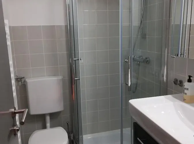 ايه ام بيرغ 34 شقة